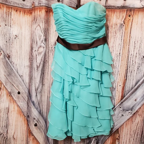 Cocktail dress - Picture 1 of 3